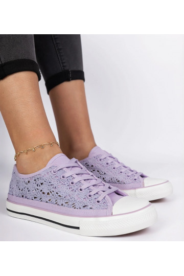 Violette durchbrochene... 2