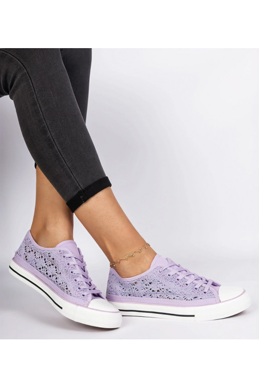 Violette durchbrochene...