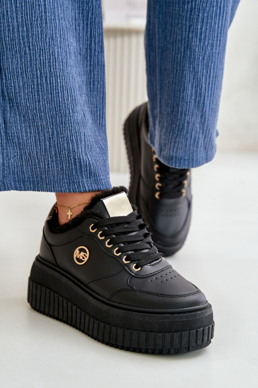 Sportliche Sneakers mit warmem Futter... Sportliche Sneakers mit warmem Futter...