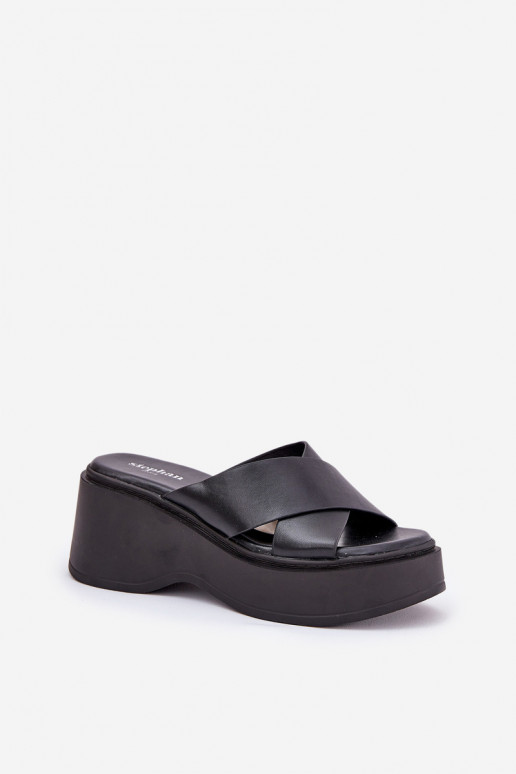 Damenhausschuhe mit einer Plattform I Koturnie schZuarze Farbe Nelithraea Damenhausschuhe mit einer Plattform I Koturnie schZuarze Farbe Nelithraea