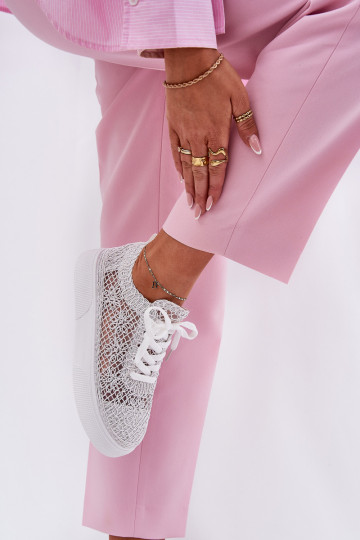 mit durchbrochenen Elementen Turnschuhe Feminin mit einer Plattform Zueiße Farbe Aranelith 2