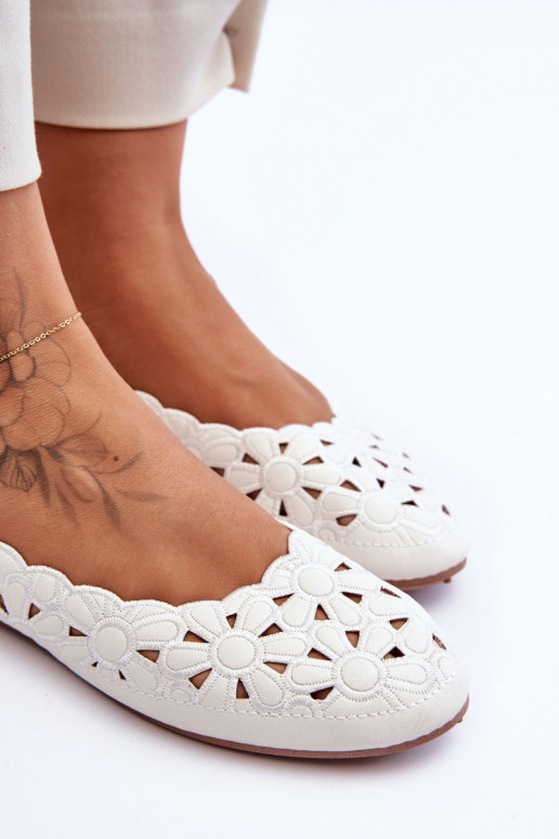 Glänzende durchbrochene Schuhe Zueiße Farbe Visionary Glänzende durchbrochene Schuhe Zueiße Farbe Visionary