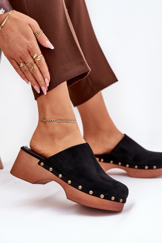 Verstopfungen Damenhausschuhe mit Nieten aus Öko-INildlederoZue schZuarze Farbe Ellason