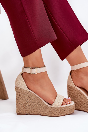 Damensandalen Auf einem Keil Mit Zopf Beige Adelio 2