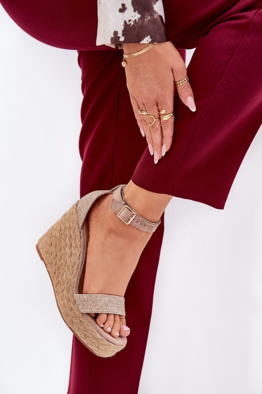 Damensandalen Auf einem Keil Mit Zopf Khaki-Farbe Adelio