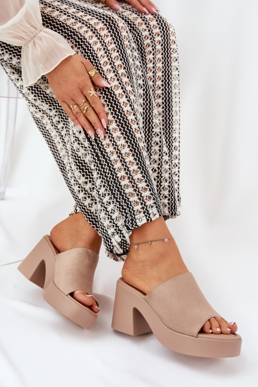 Damenhausschuhe mit Absätzen und Plattform Khaki-Farbe Omeisa